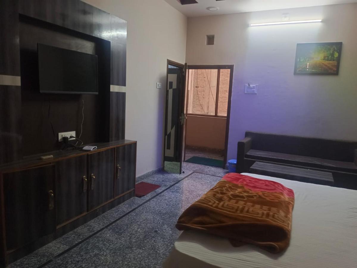 Hotel Royal Chūru Екстериор снимка