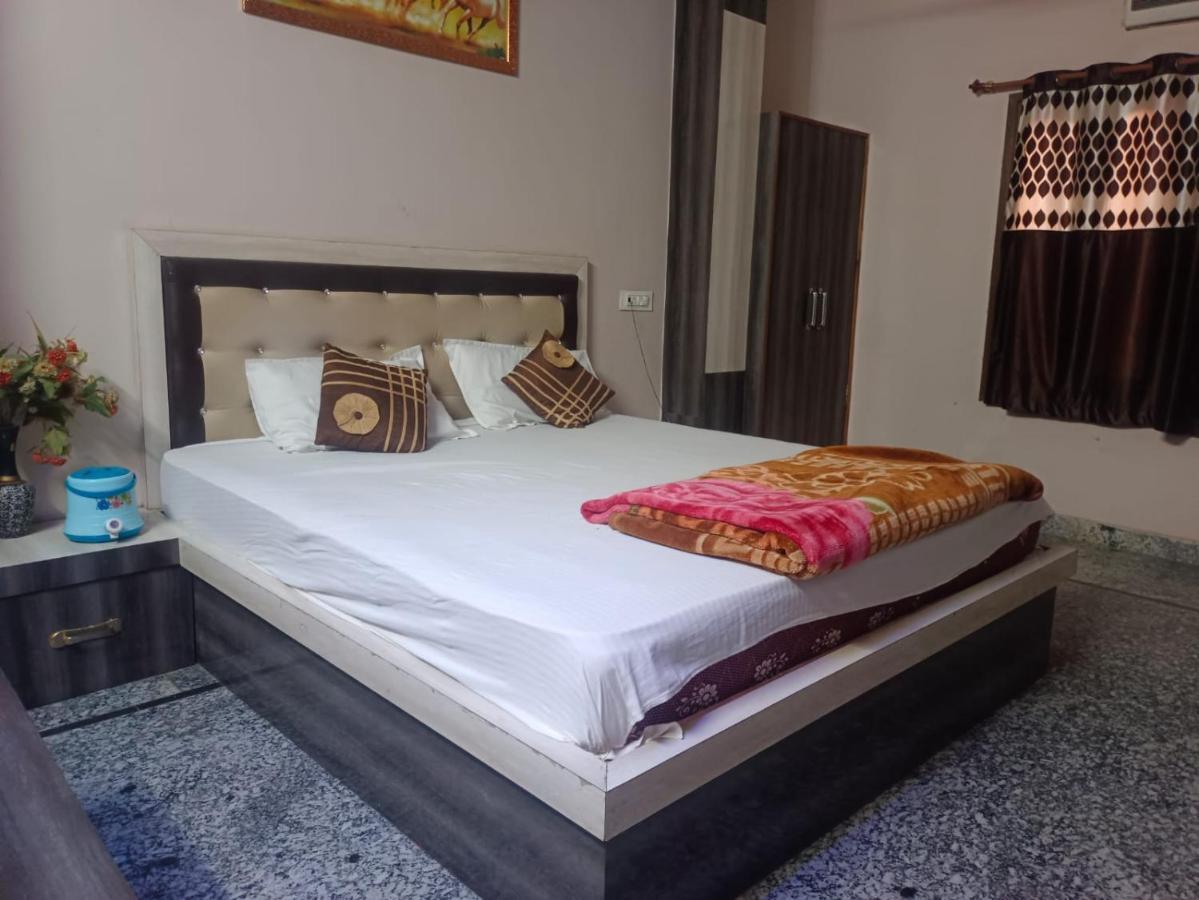 Hotel Royal Chūru Екстериор снимка